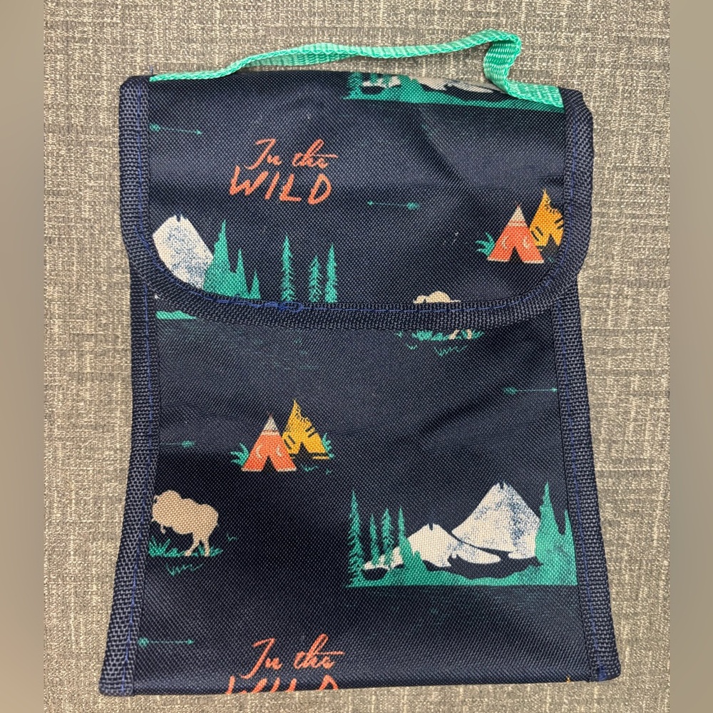 Navy 'In the Wild' Camping Pouch Lunch bag